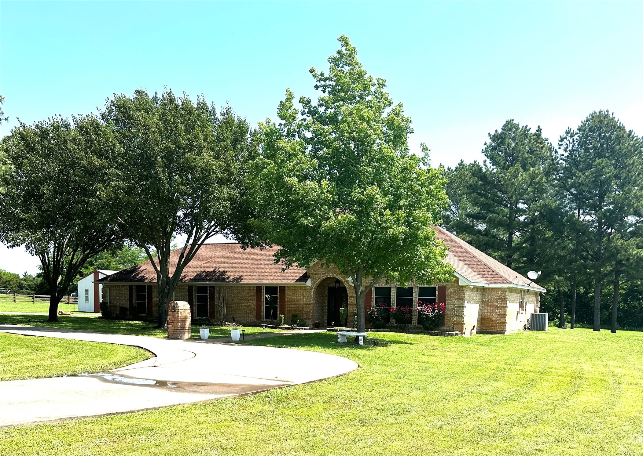 2601 N Friendship Road Sherman TX 75092