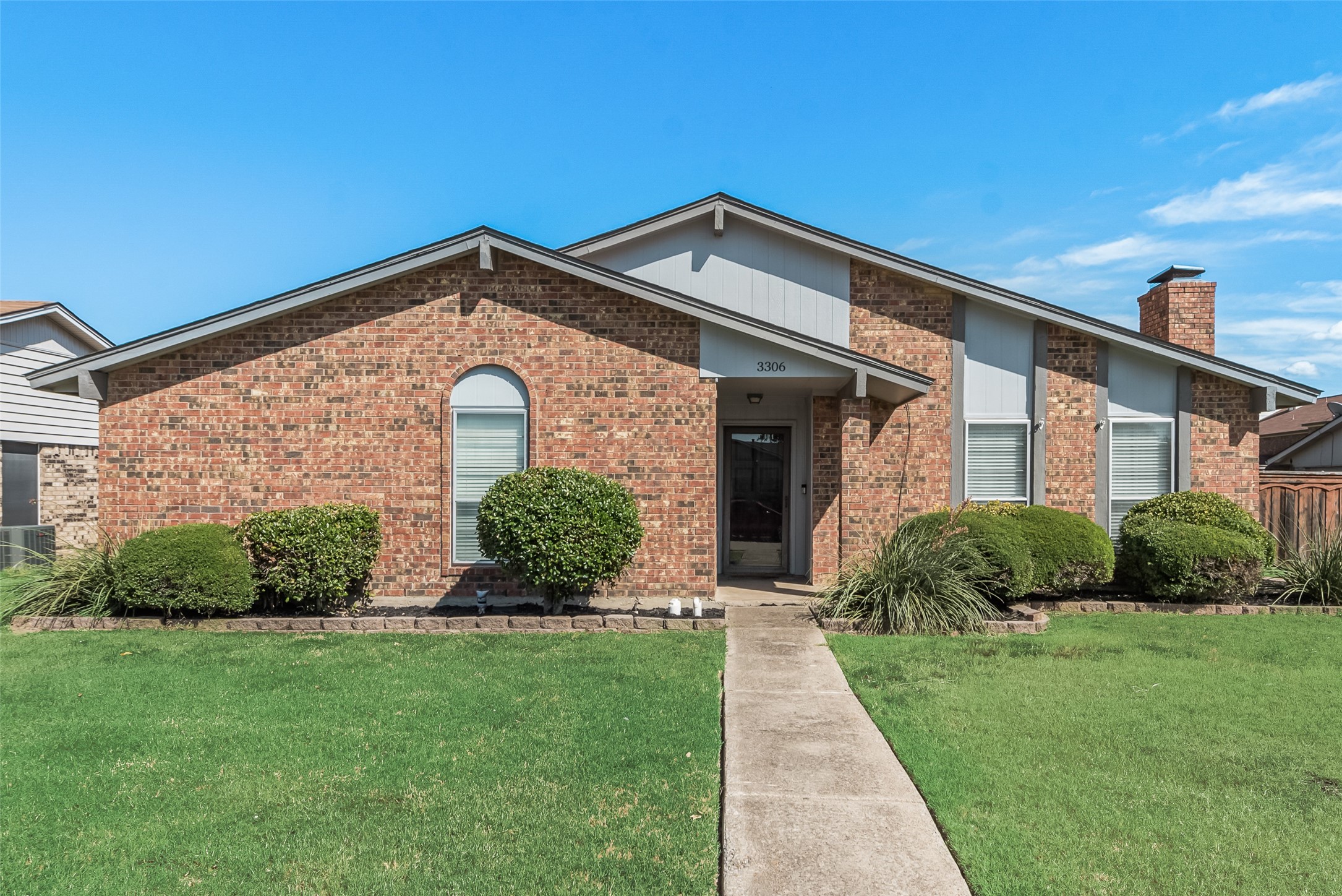 3306 Latham Drive Garland TX 75044