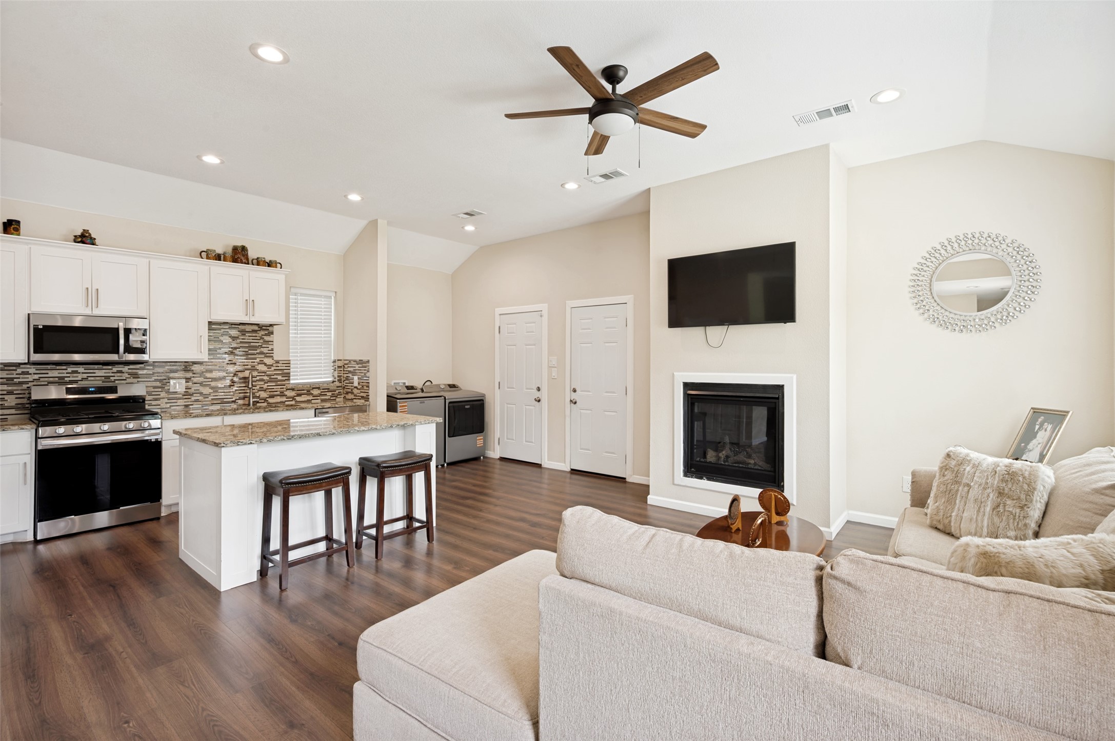 343 N Morris Street Gainesville TX 76240