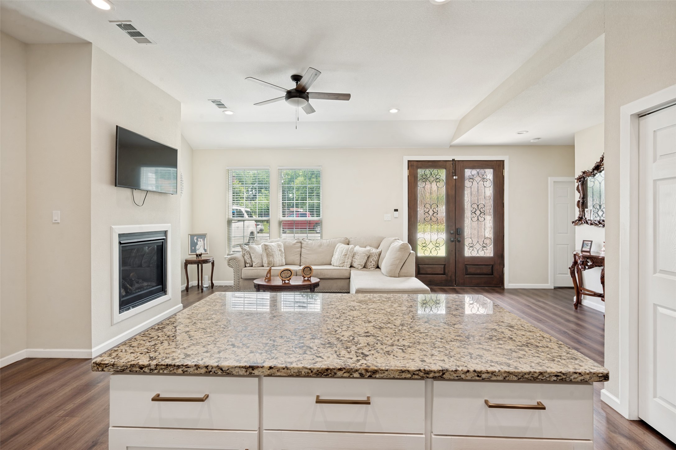 343 N Morris Street Gainesville TX 76240