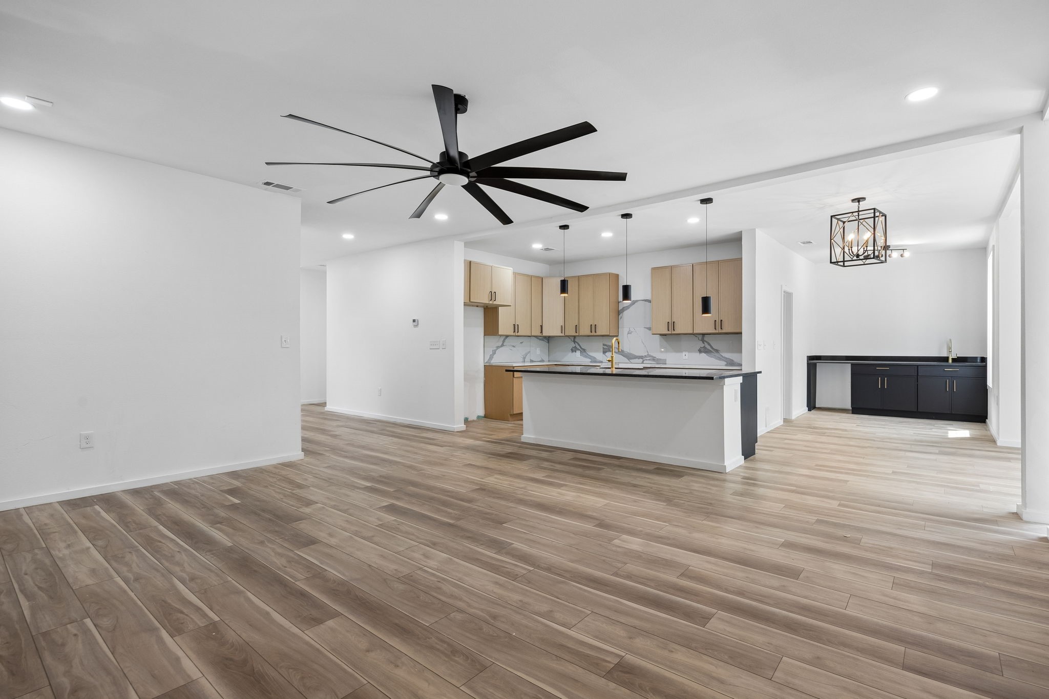 1011 S Waverly Drive Dallas TX 75208