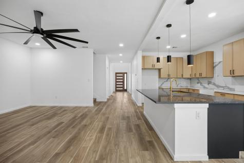 1011 S Waverly Drive Dallas TX 75208