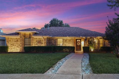 1810 Tiburon Bend Lewisville TX 75067