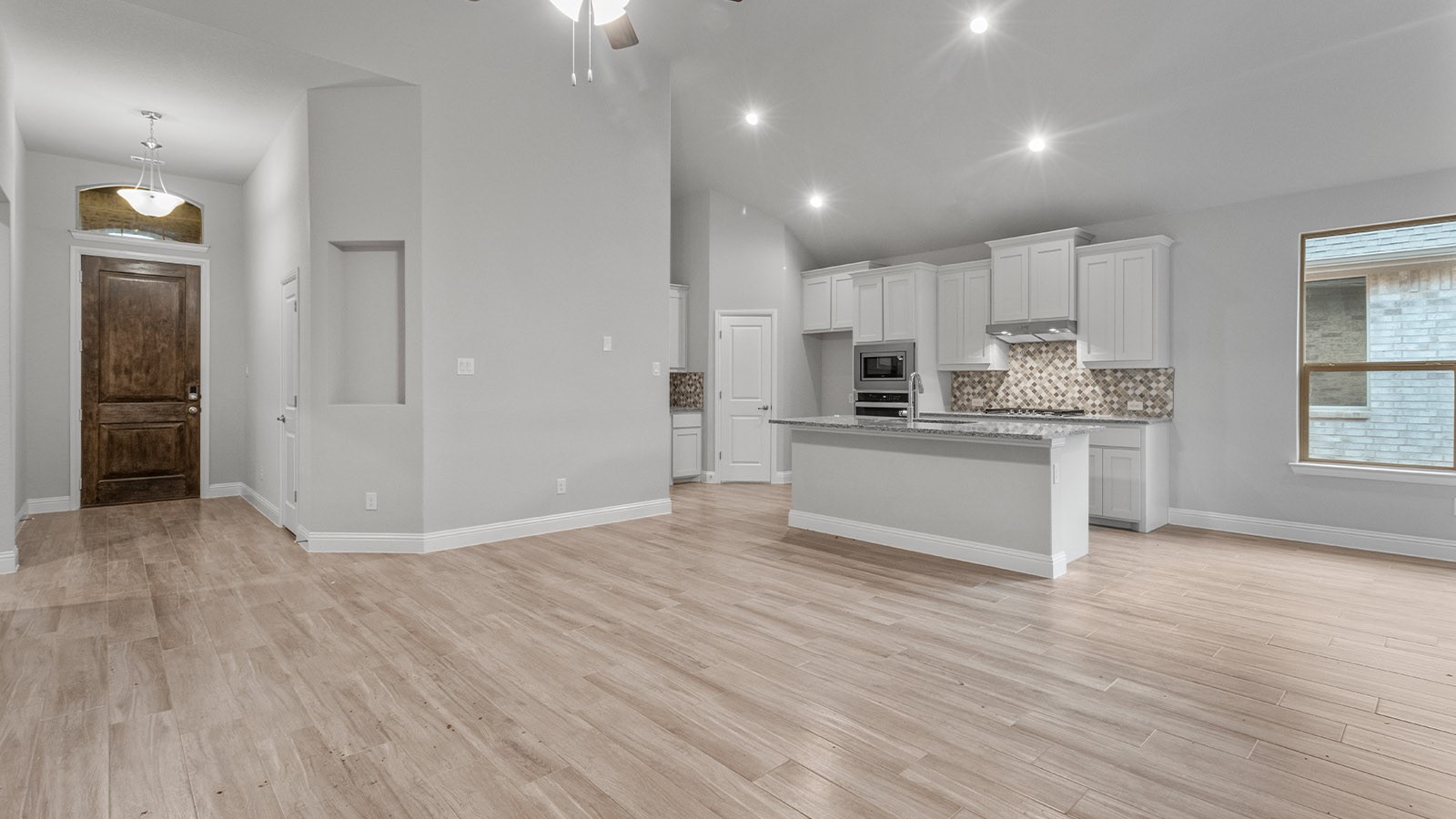 11229 Treehouse Trail Justin TX 76247