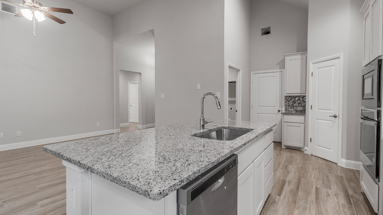 11229 Treehouse Trail Justin TX 76247