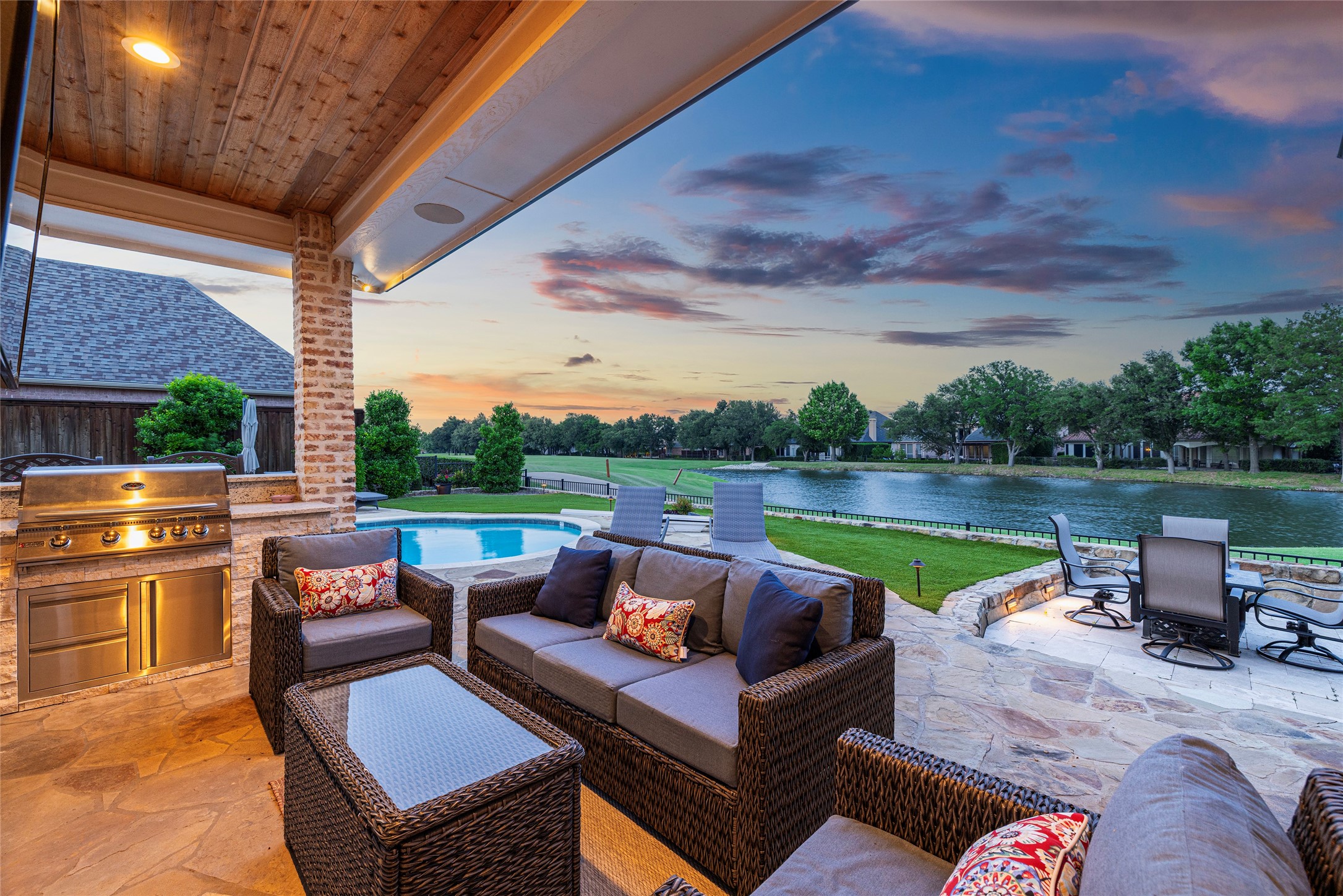 2816 Amesbury Drive Plano TX 75093