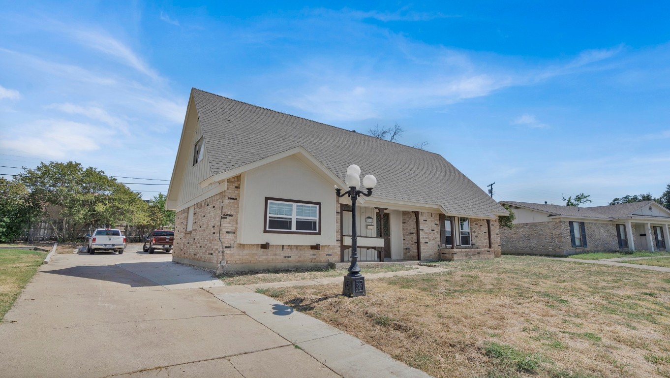 3518 Bob O Link Drive Irving TX 75062