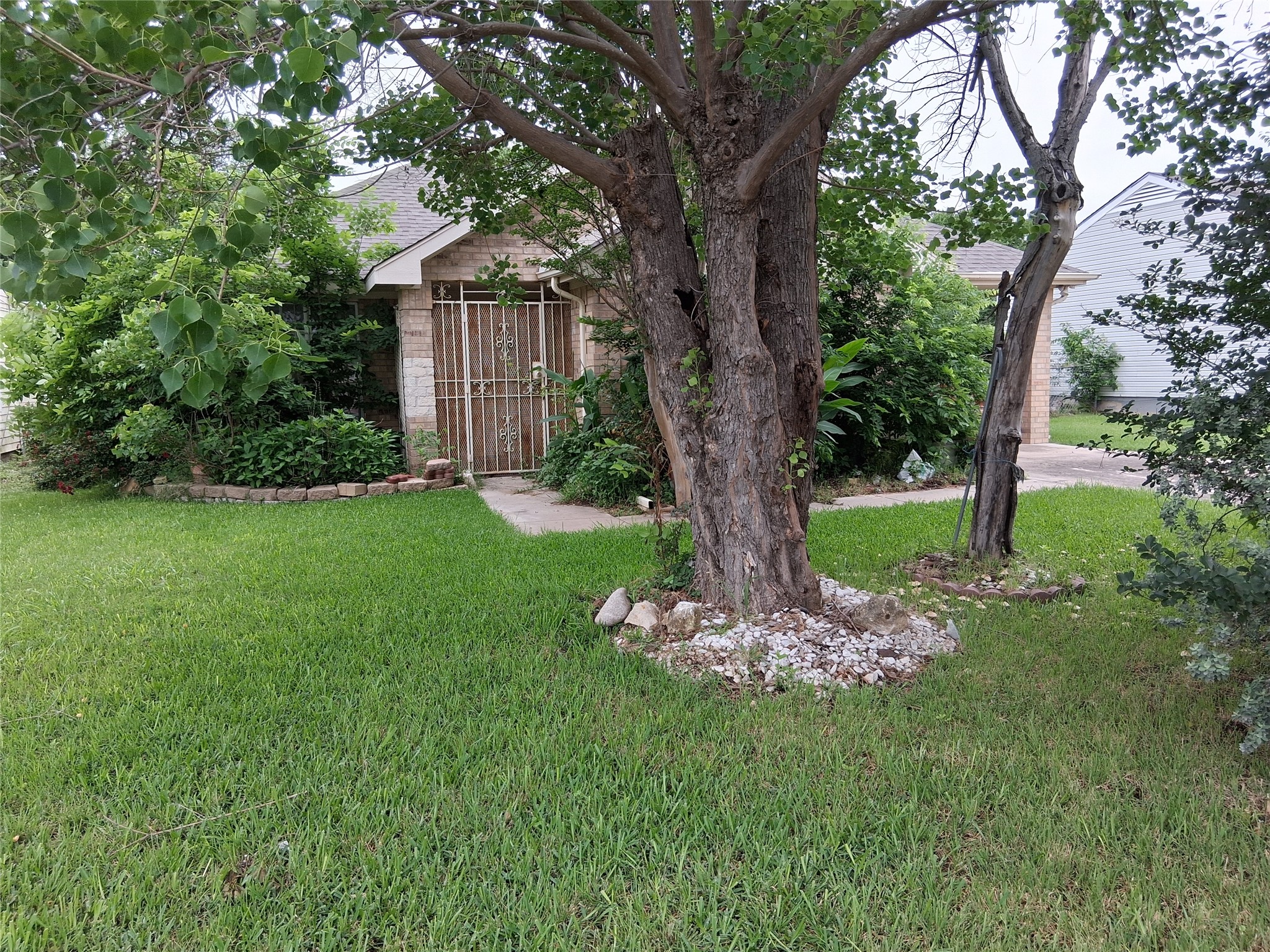 4207 Bonnie View Road Dallas TX 75216