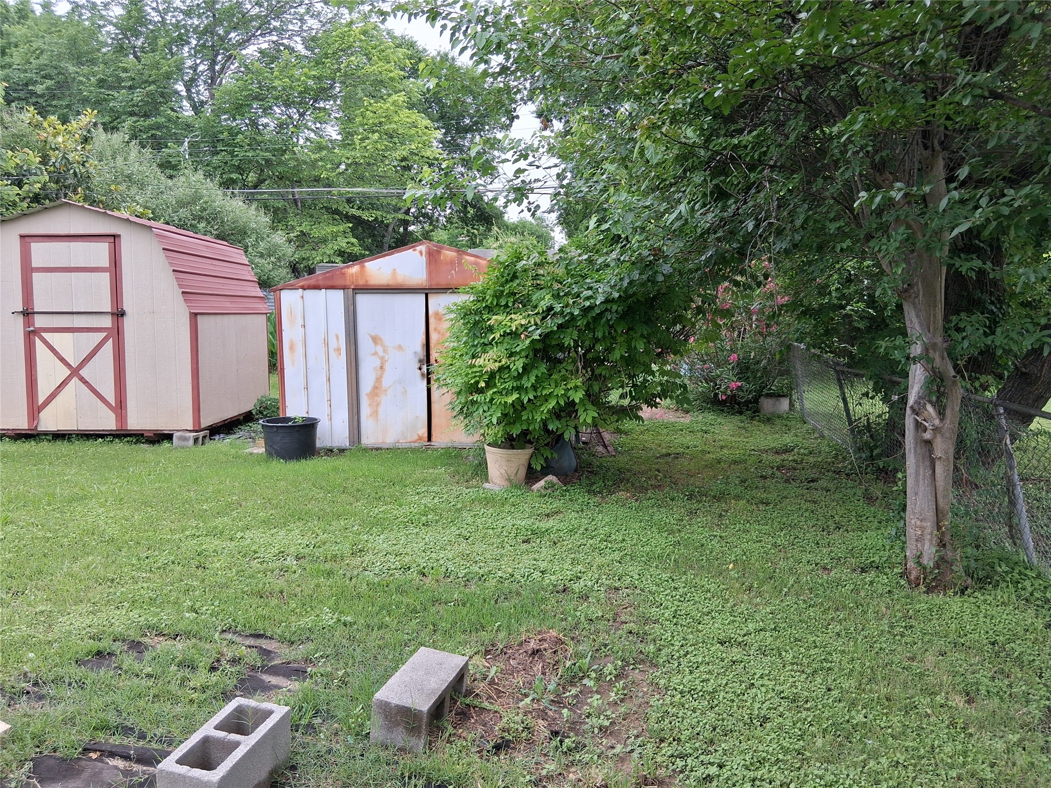 4207 Bonnie View Road Dallas TX 75216