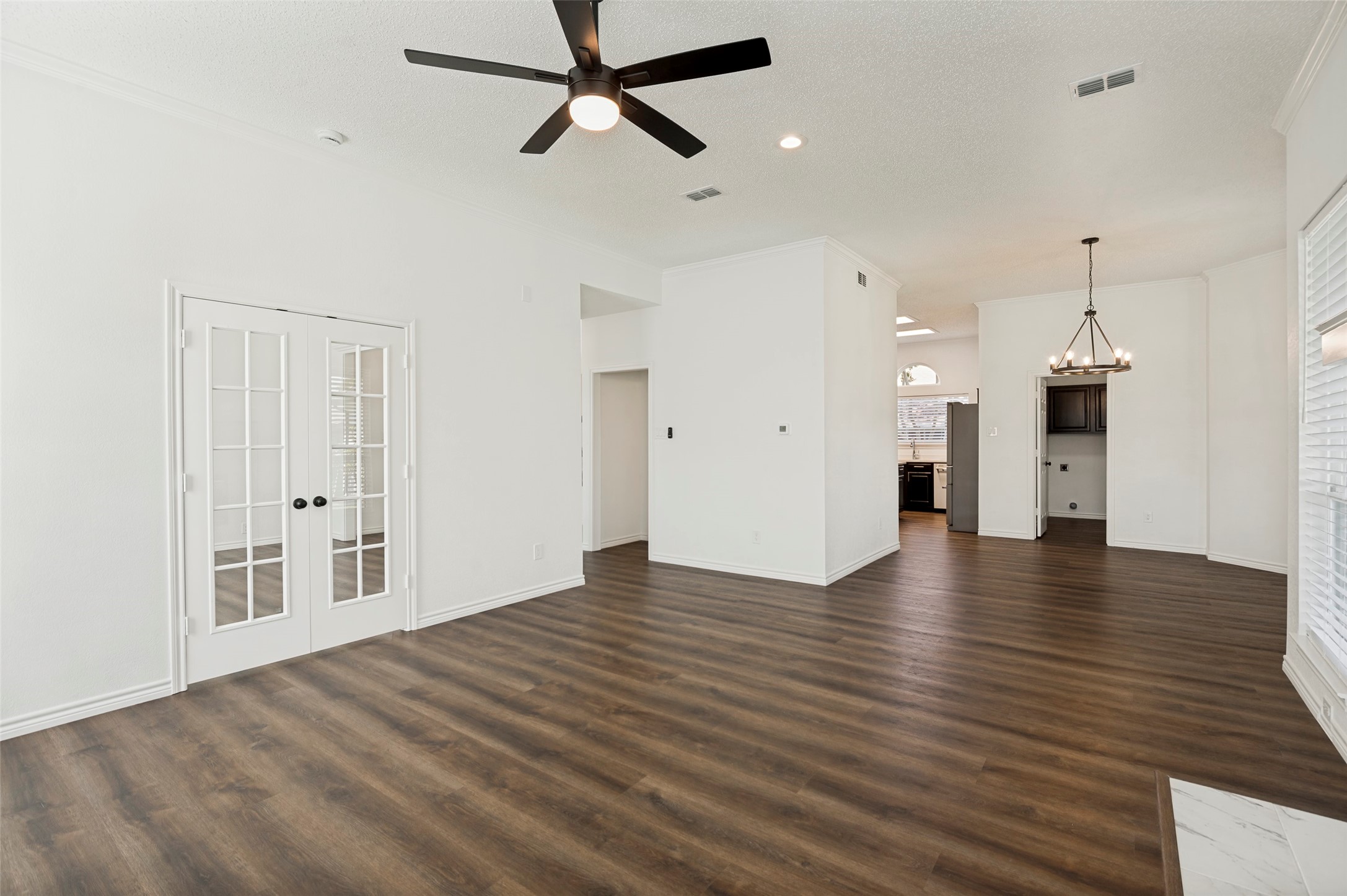 1420 Dudley Drive Carrollton TX 75007