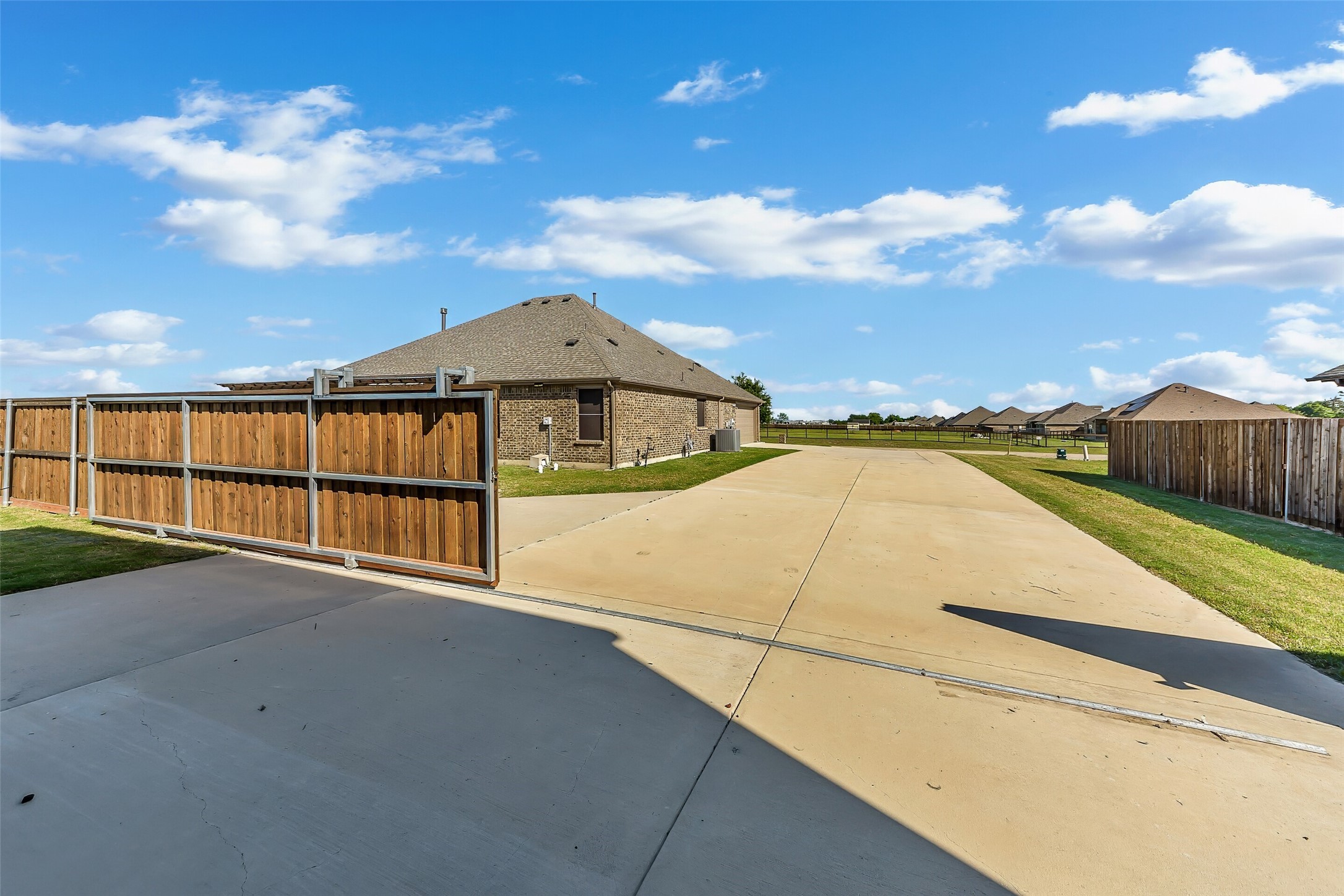 1231 Colorado Drive Waxahachie TX 75167