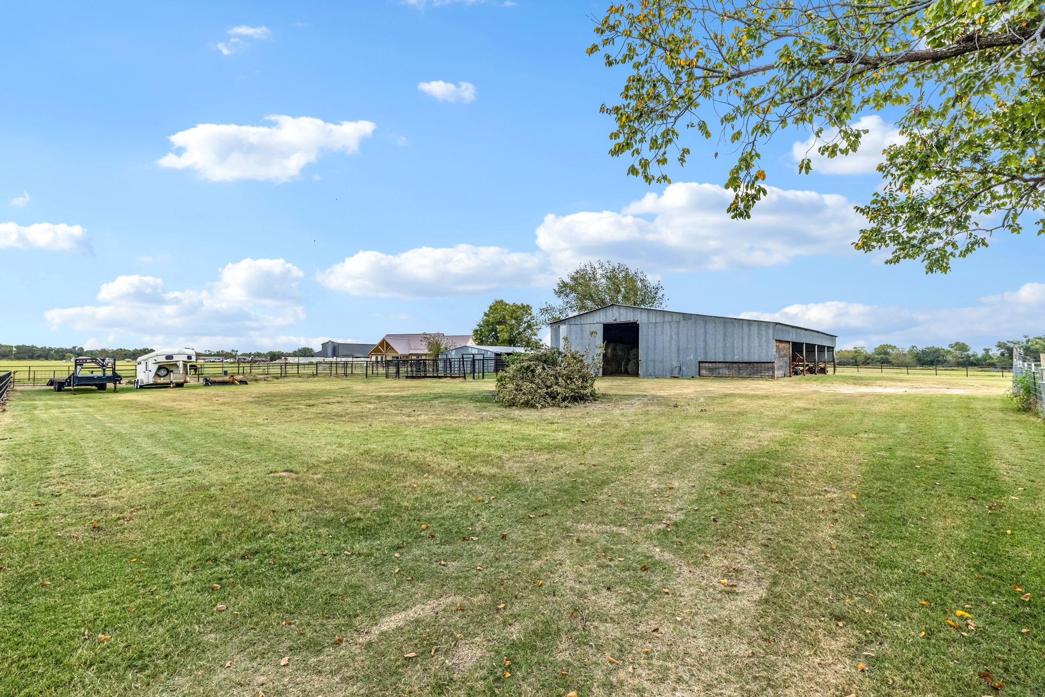 340 County Road 3336 Paradise TX 76073