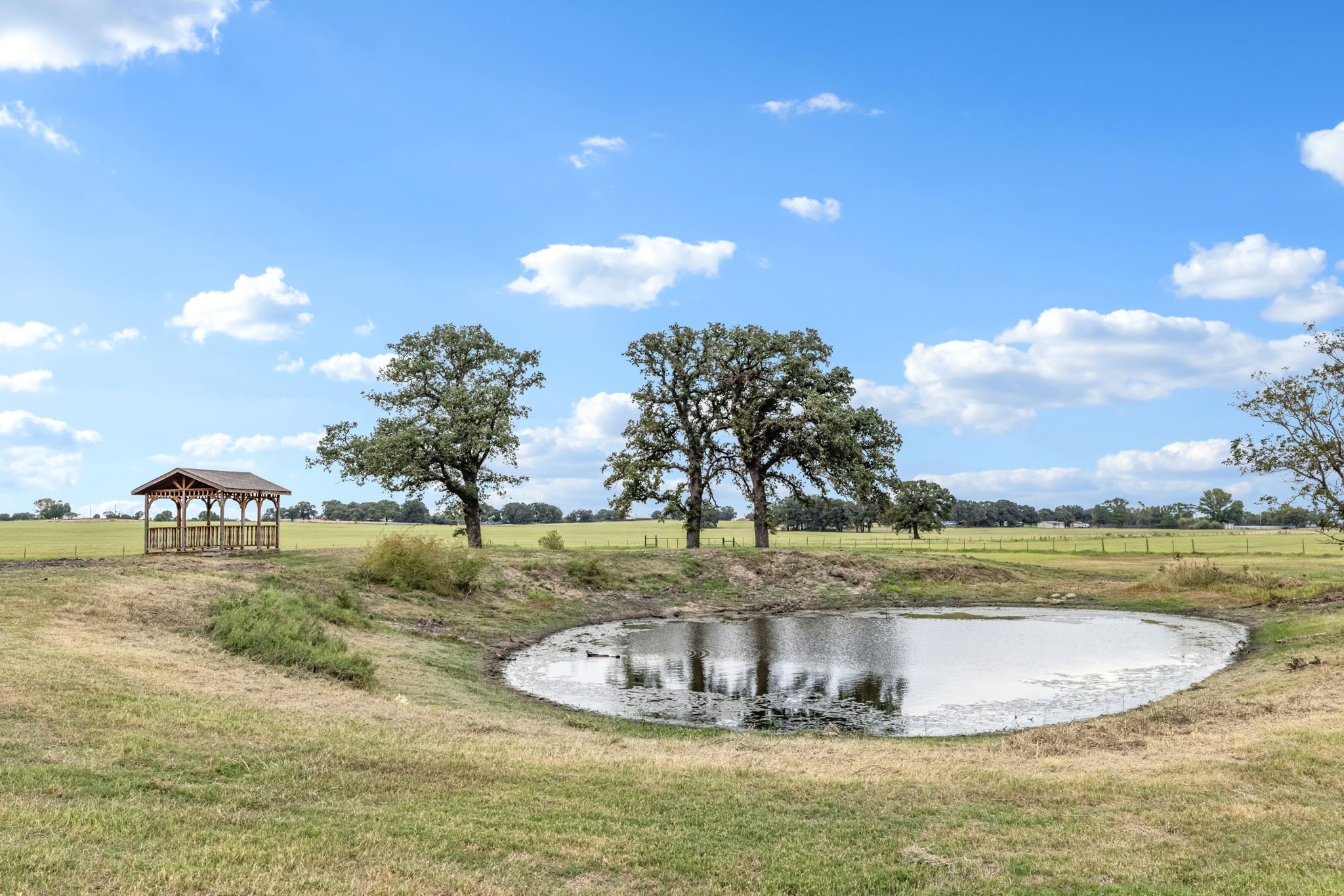 340 County Road 3336 Paradise TX 76073