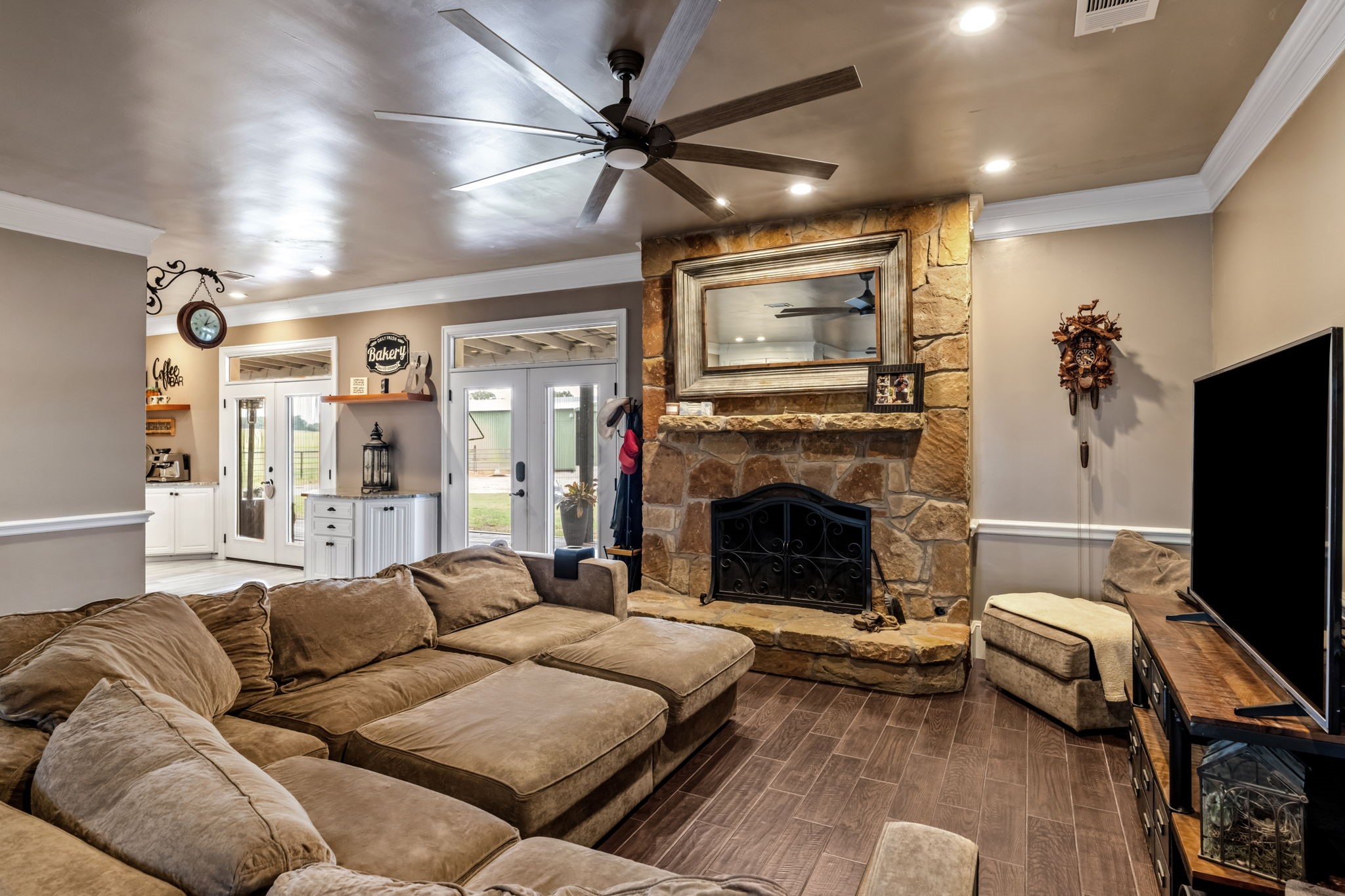 340 County Road 3336 Paradise TX 76073