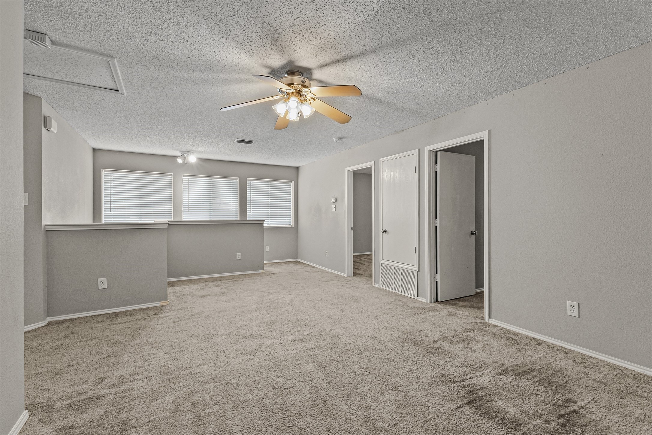 9305 Goldenview Drive Fort Worth TX 76244