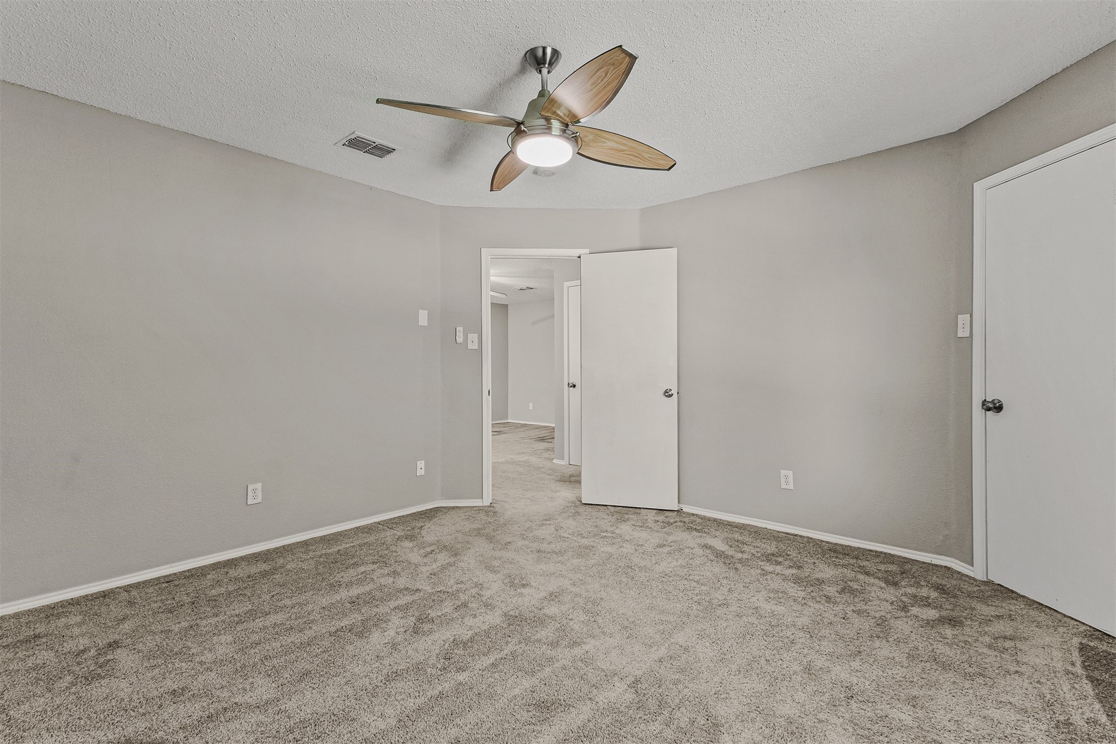 9305 Goldenview Drive Fort Worth TX 76244
