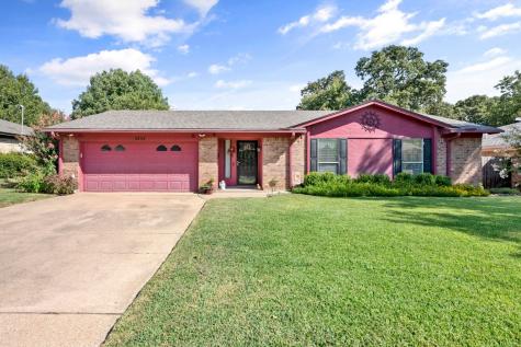 3803 Mahonia Court Arlington TX 76017