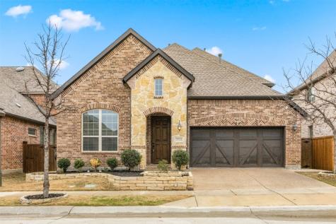 2524 Hunters Boulevard Lewisville TX 75056