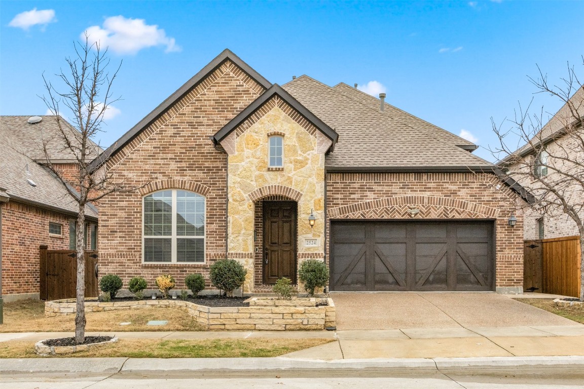 2524 Hunters Boulevard Lewisville TX 75056