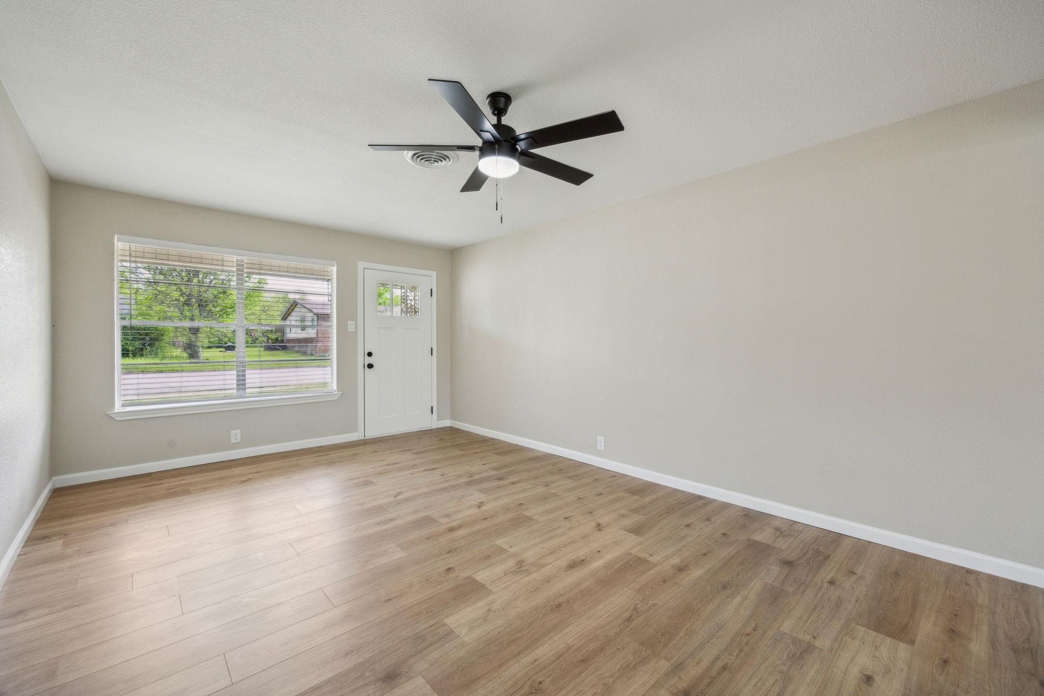 1006 N Grant Drive Sherman TX 75092