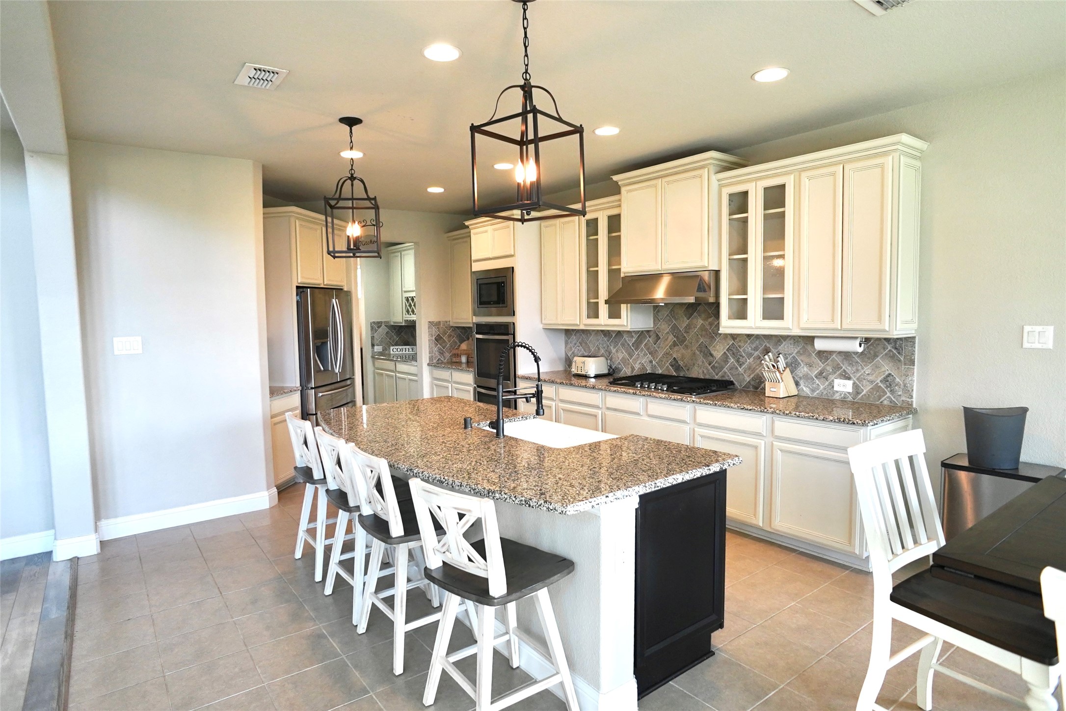 1013 Indian Grass Lane Northlake TX 76226