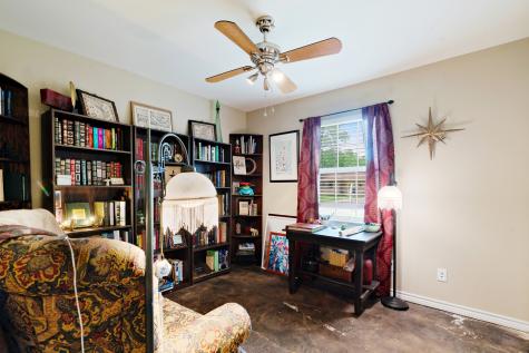 1975 Brown Avenue Paris TX 75460