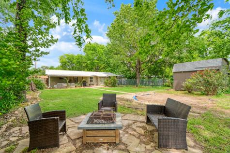 1975 Brown Avenue Paris TX 75460