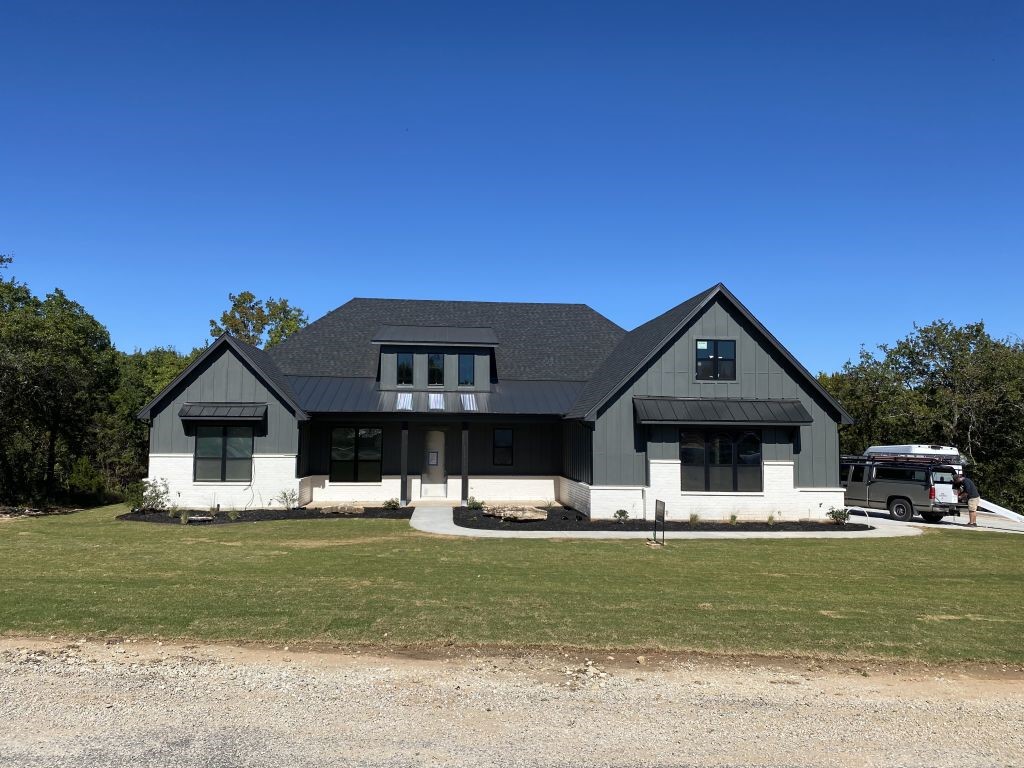 3912 Legend Trail Granbury TX 76049