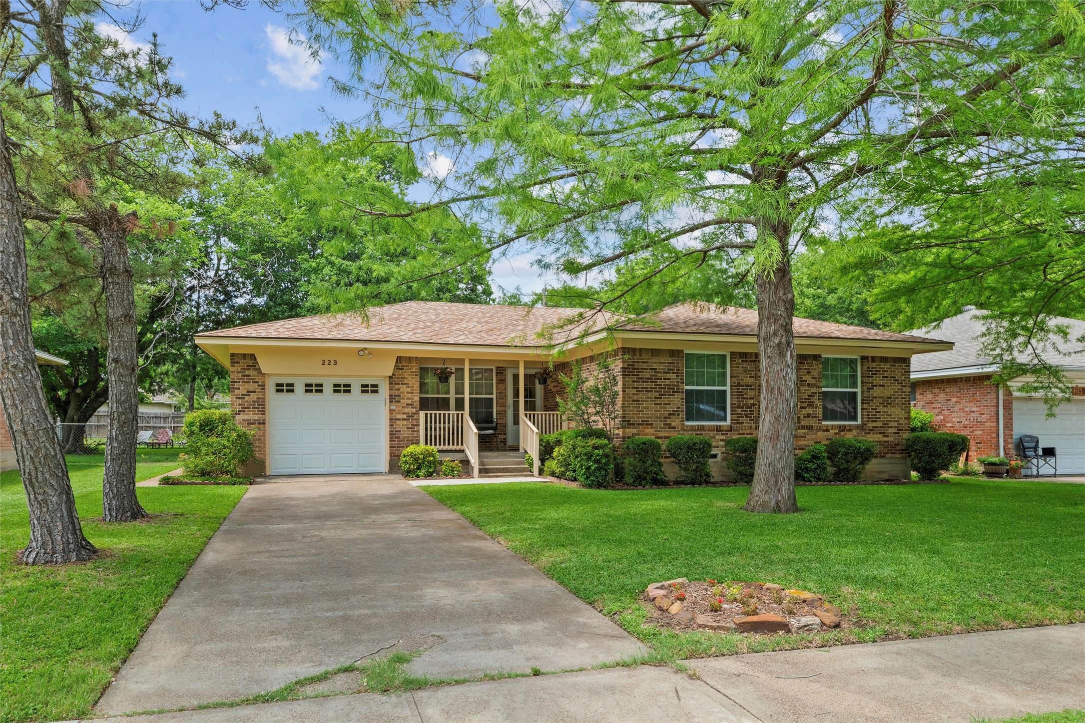 223 Mizell Street Duncanville TX 75116