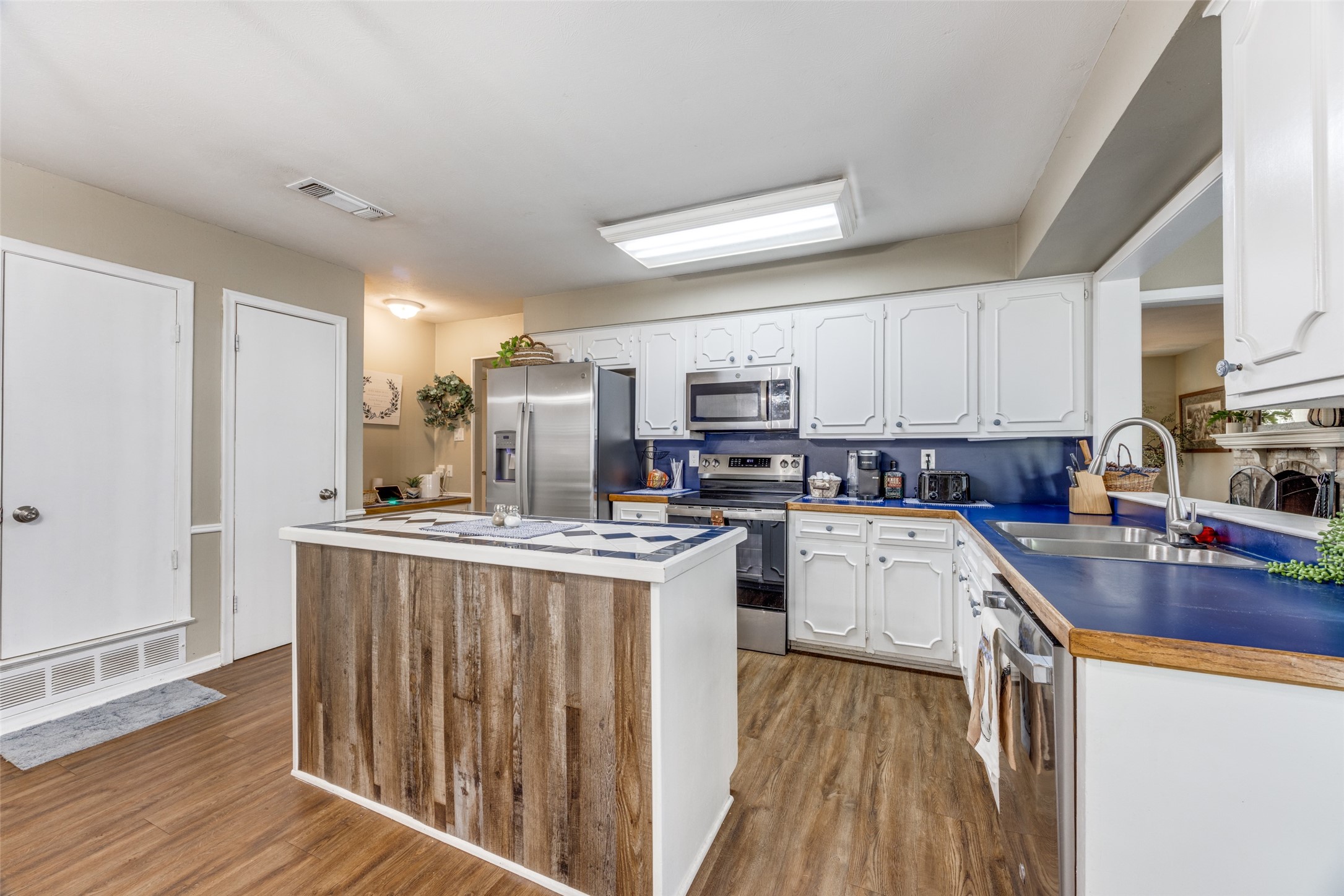 2705 N Woods Street Sherman TX 75092