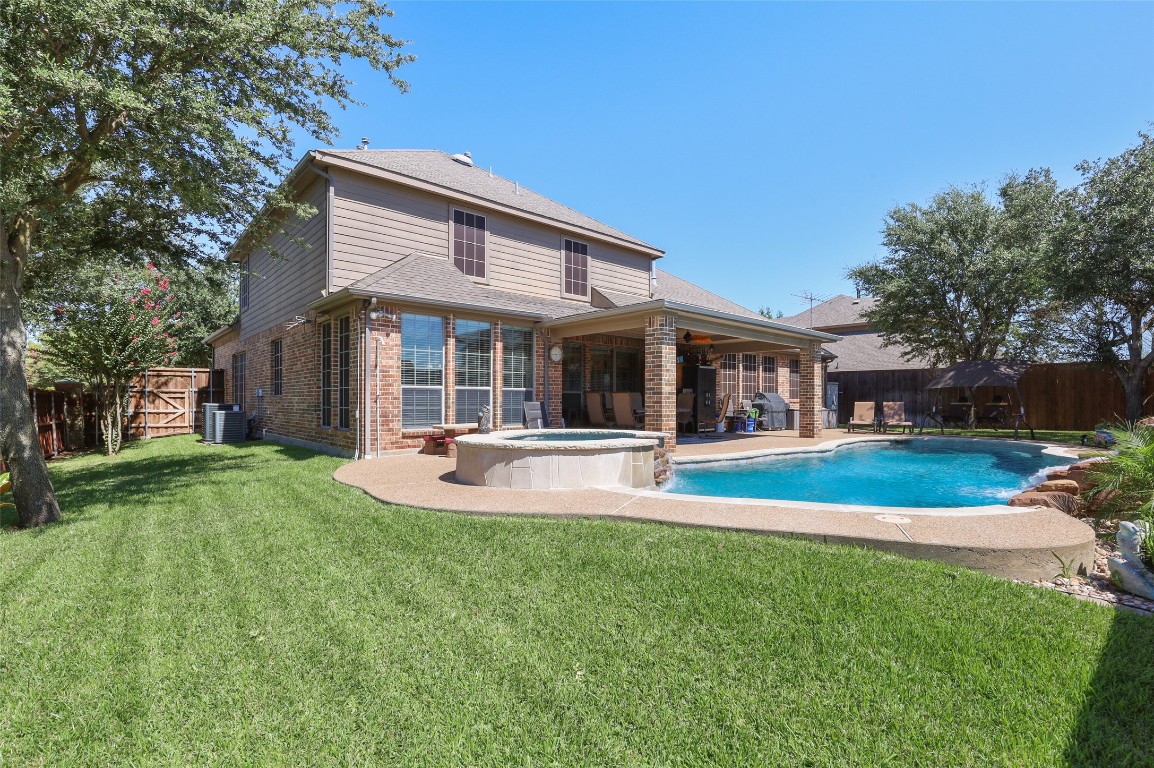 318 Fox Hollow Boulevard Forney TX 75126