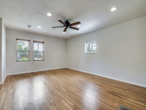 2315 Inadale Avenue Dallas TX 75228