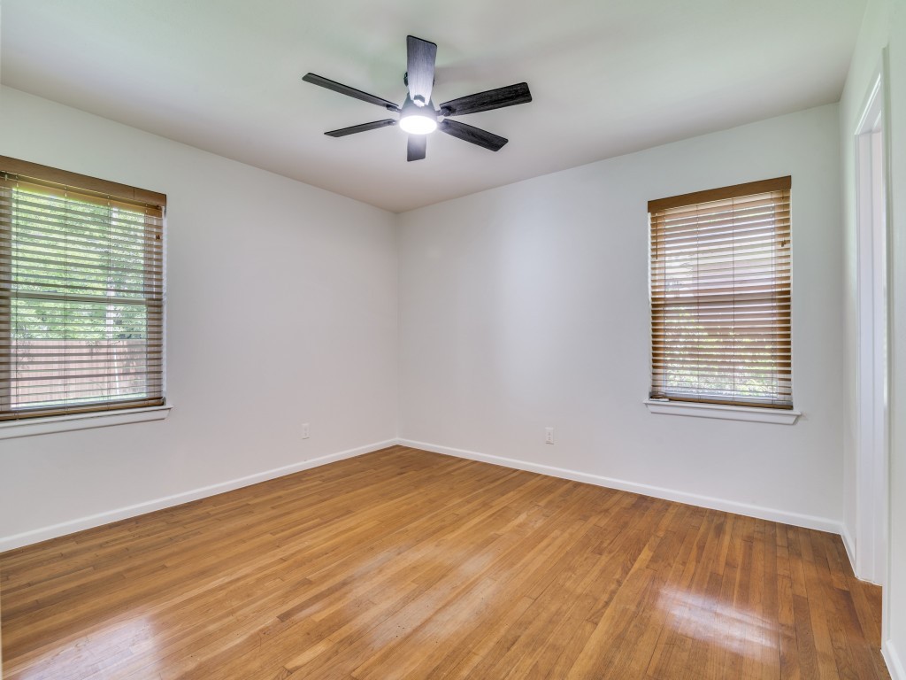 2315 Inadale Avenue Dallas TX 75228