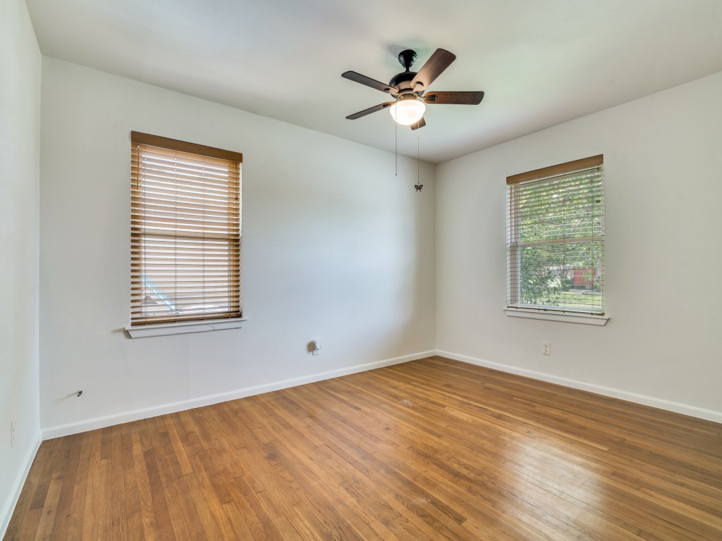 2315 Inadale Avenue Dallas TX 75228