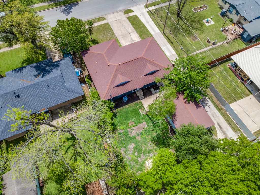 2315 Inadale Avenue Dallas TX 75228