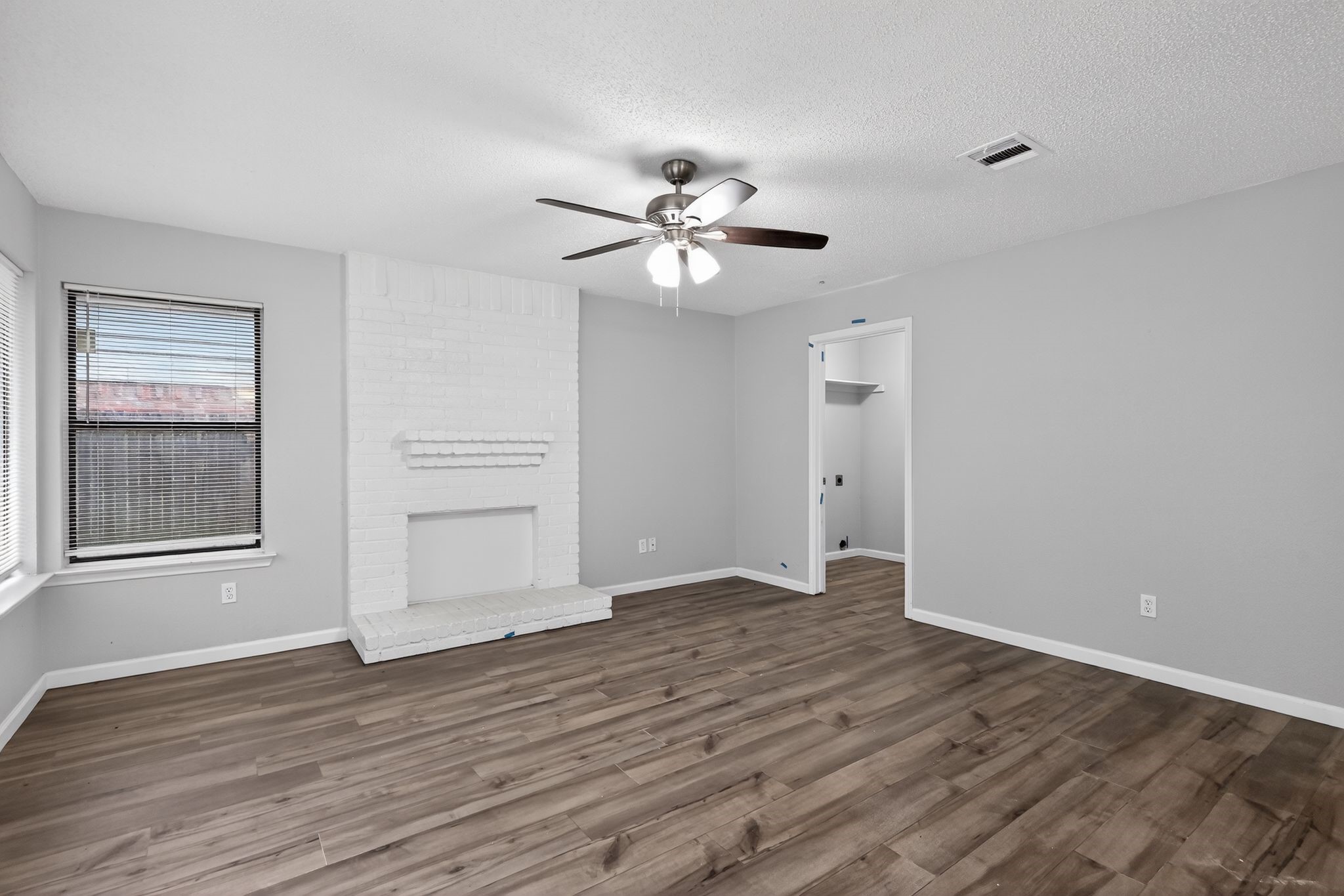 2401 Channing Drive Grand Prairie TX 75052