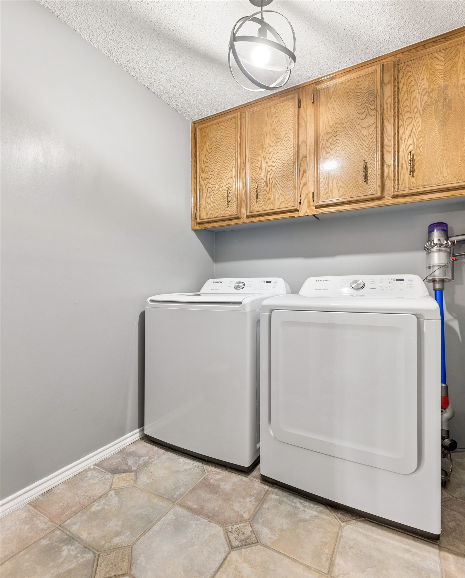 5707 Trail Crest Drive Arlington TX 76017