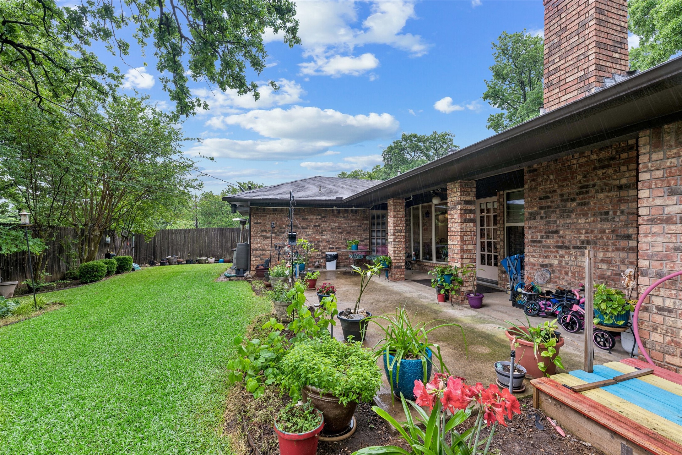 5707 Trail Crest Drive Arlington TX 76017