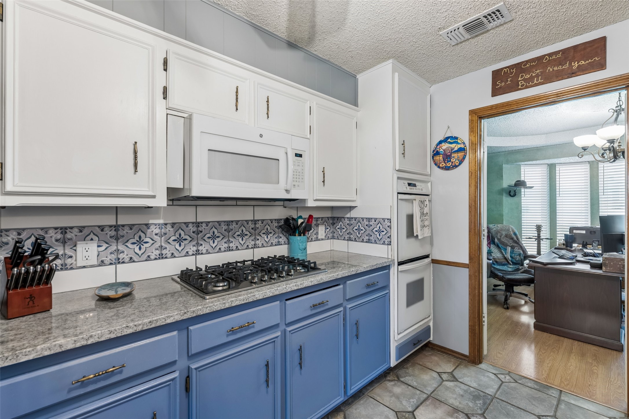 5707 Trail Crest Drive Arlington TX 76017