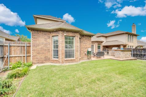 4940 Paddock Drive Fort Worth TX 76244