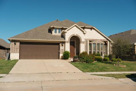 512 Lakeview Drive Alvarado TX 76009