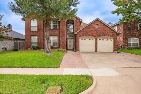 932 Tennis Villa Drive Arlington TX 76017
