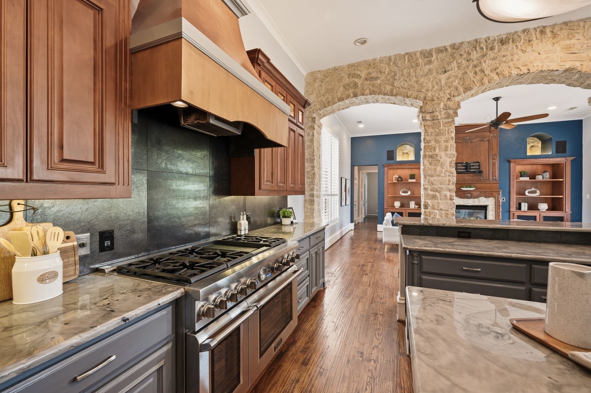 3091 Whispering Oaks Drive Highland Village TX 75077