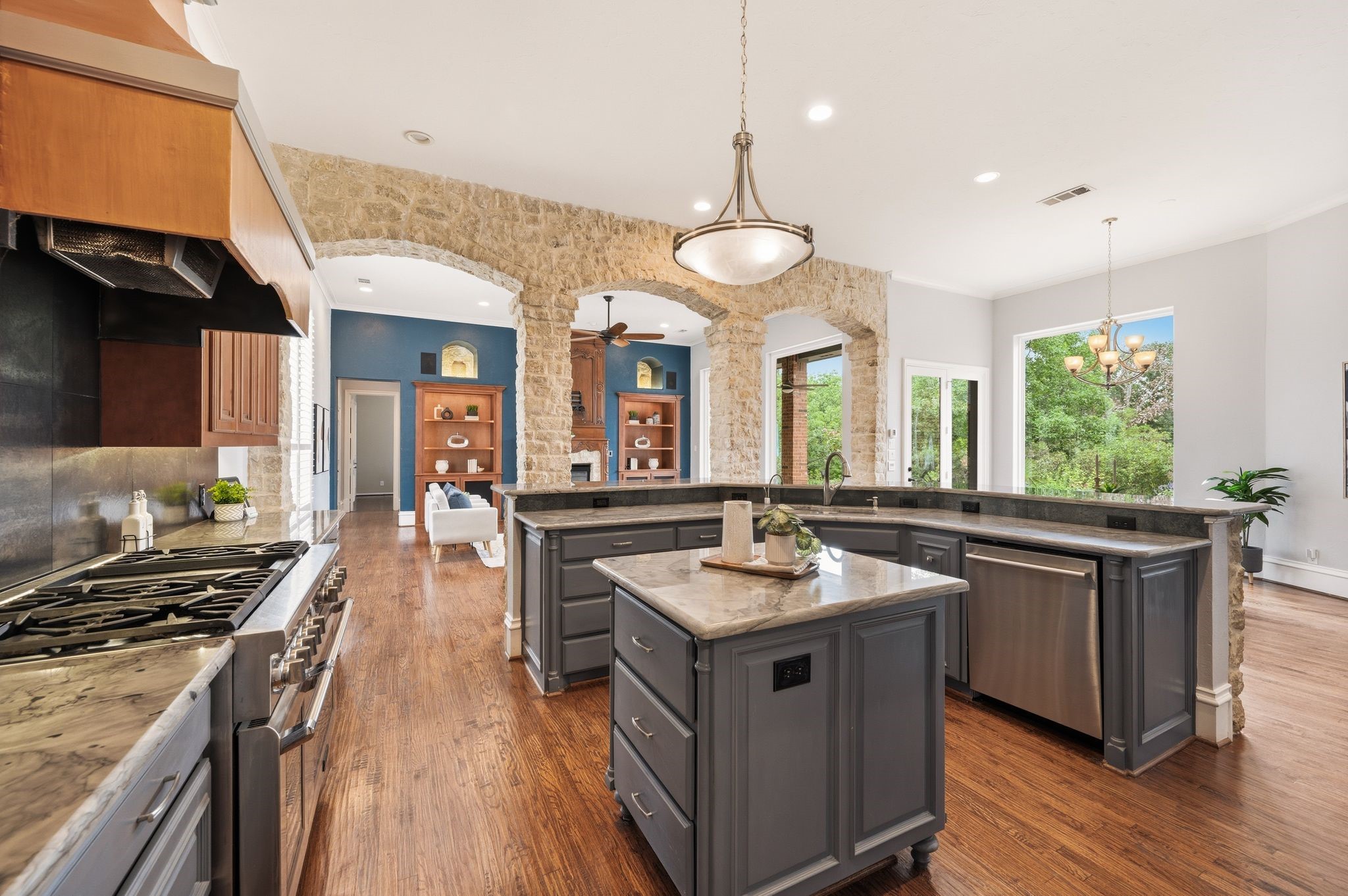 3091 Whispering Oaks Drive Highland Village TX 75077
