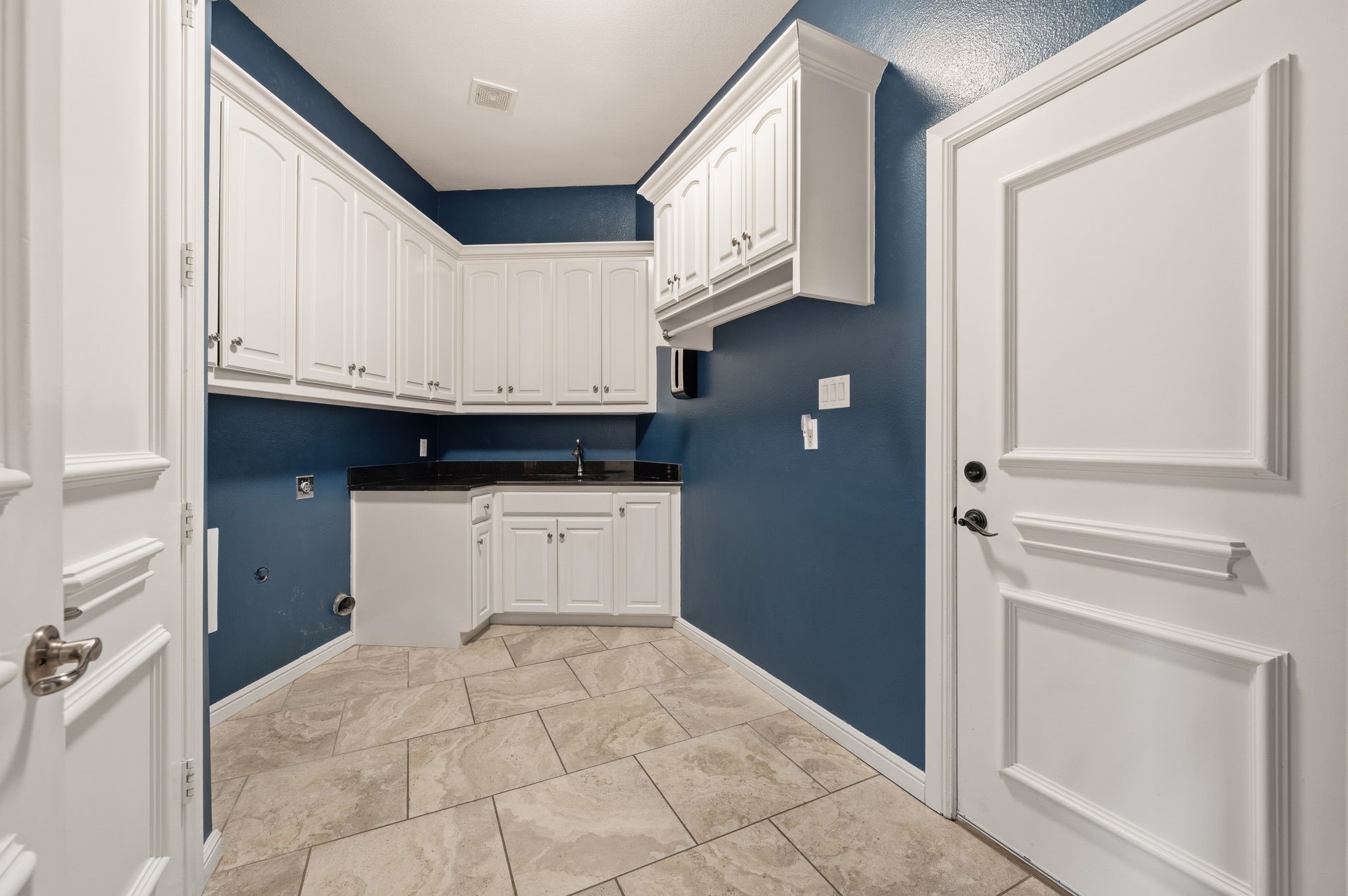 3091 Whispering Oaks Drive Highland Village TX 75077