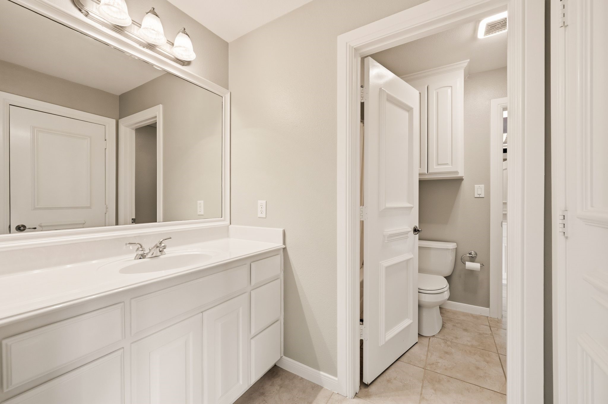 3091 Whispering Oaks Drive Highland Village TX 75077
