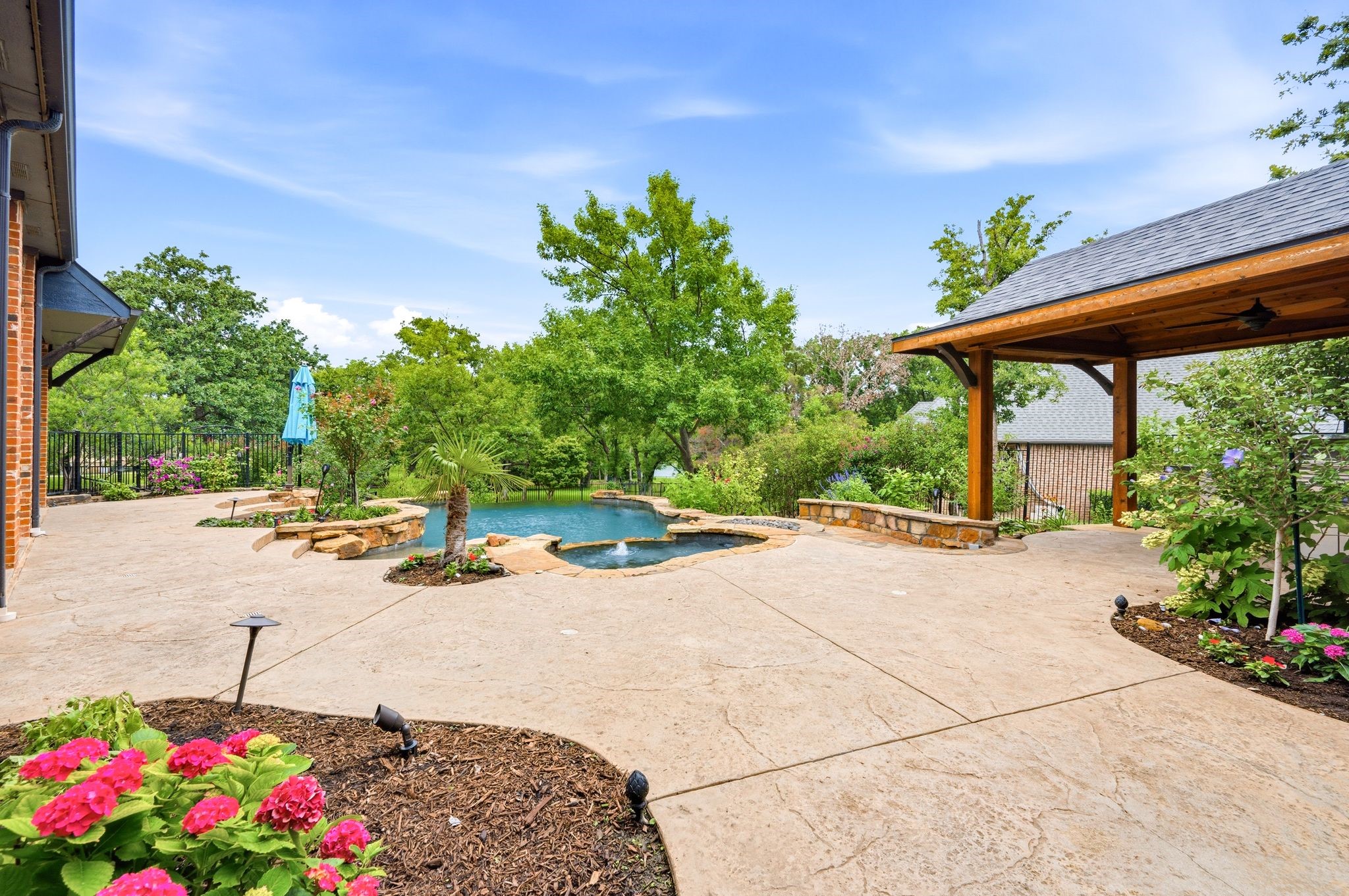 3091 Whispering Oaks Drive Highland Village TX 75077
