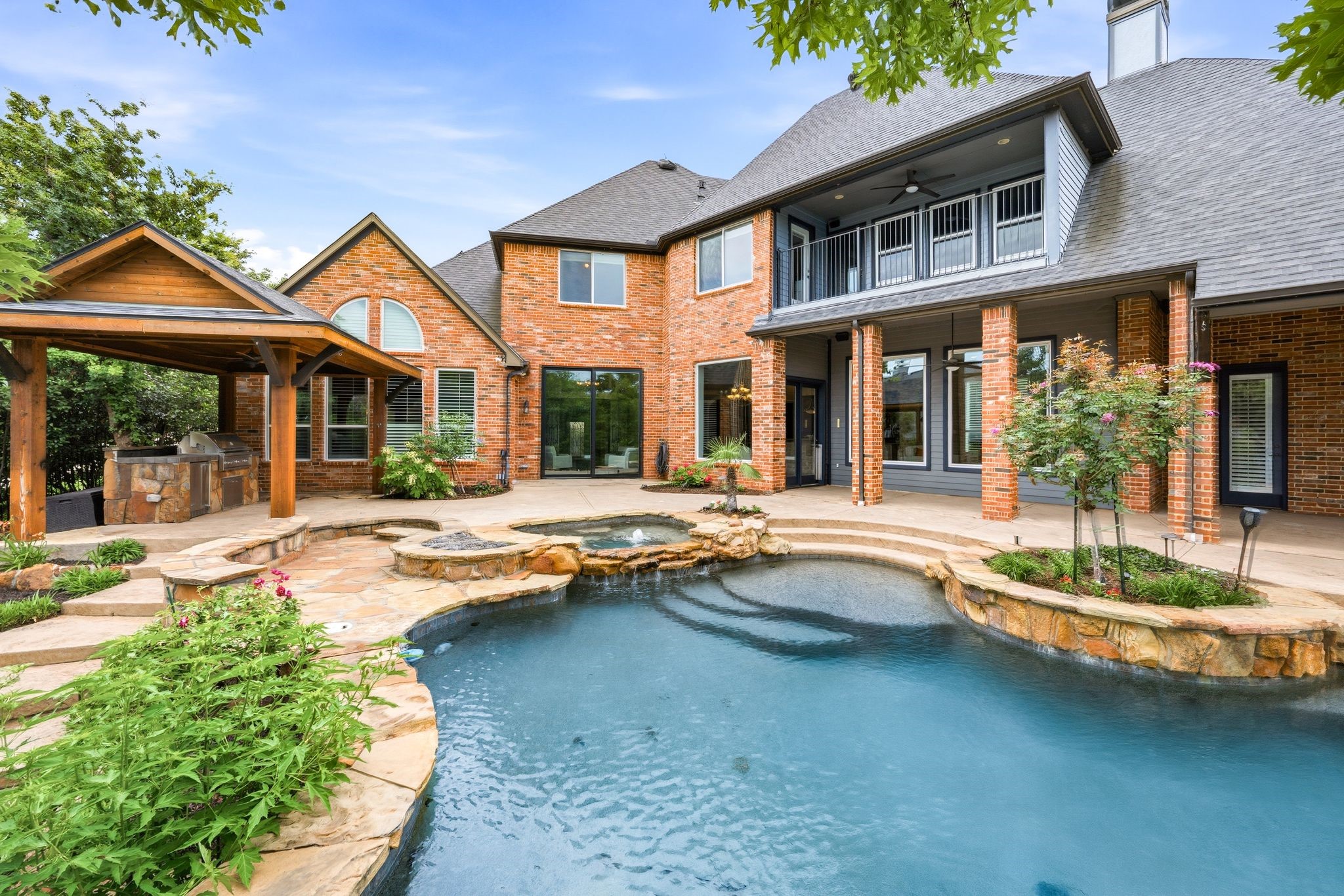 3091 Whispering Oaks Drive Highland Village TX 75077