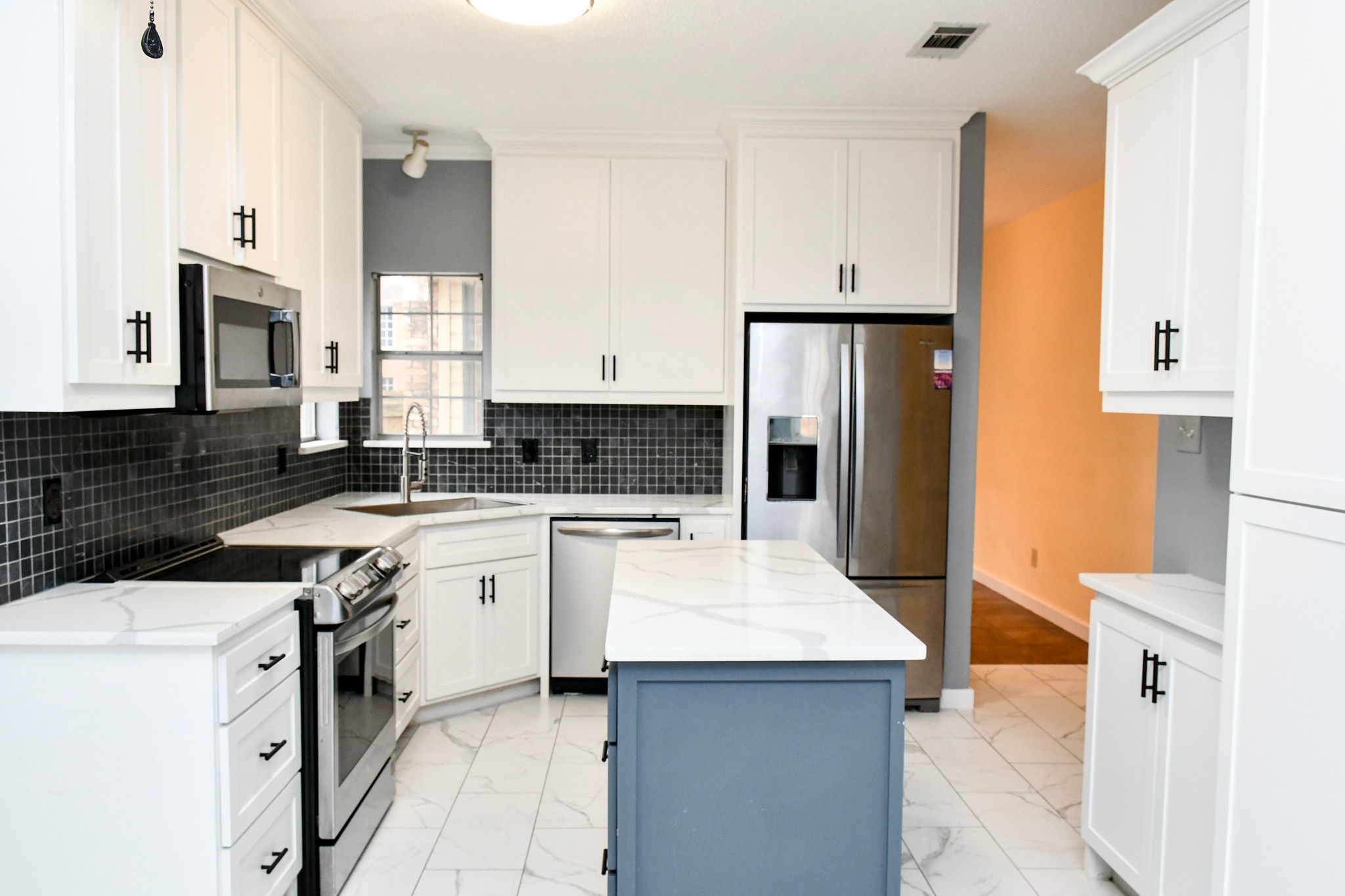 2901 Lois Lane Rowlett TX 75088