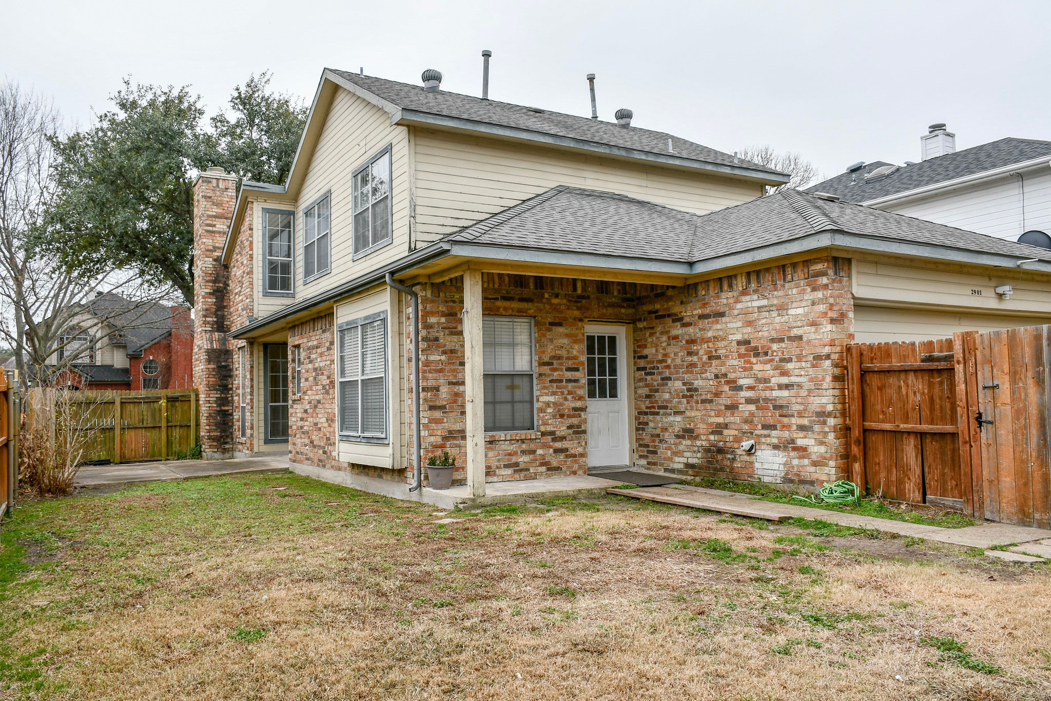2901 Lois Lane Rowlett TX 75088